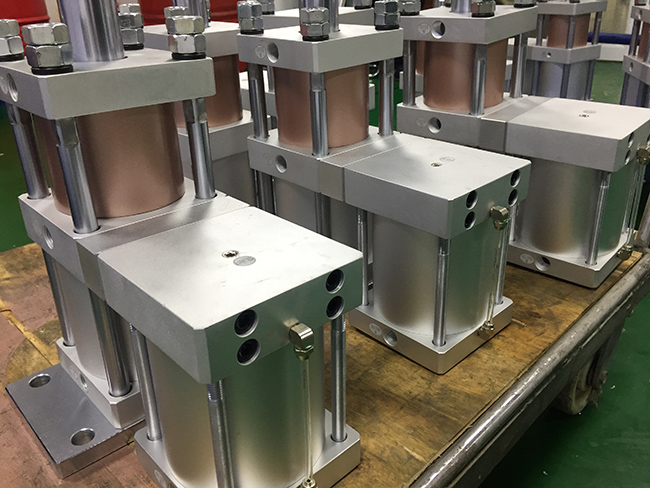 7噸標準型氣液增壓缸細節(jié)圖3